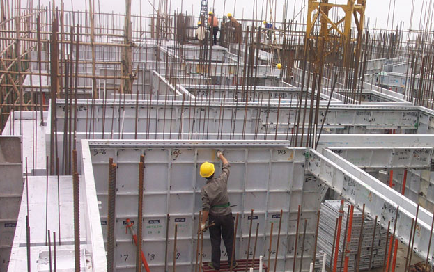 高品質鋁模板穩(wěn)定性能輕松提升混凝土施工效率